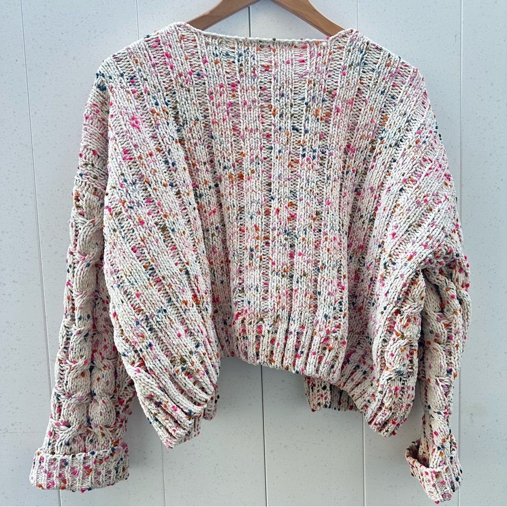moon & madison Speckled Knit Cardigan - Picture 2 of 9